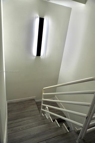 541 NW 98th Ave, Plantation, FL 33324