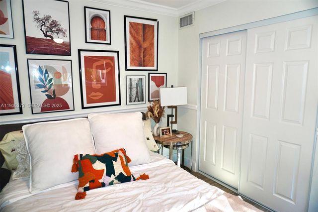 541 NW 98th Ave, Plantation, FL 33324