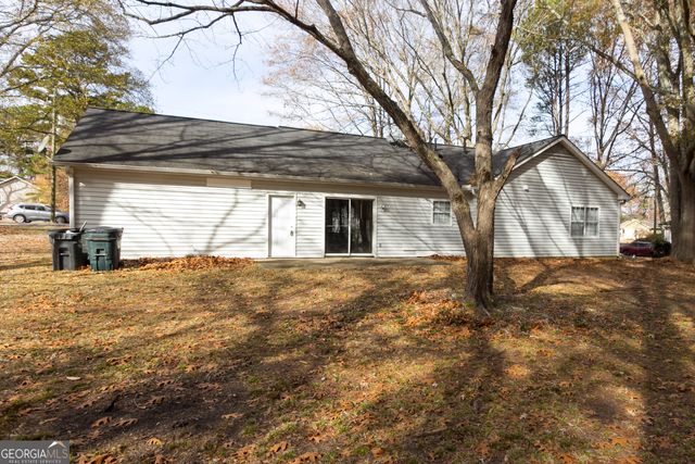 141 Brownsmill Drive, Grayson, GA 30017