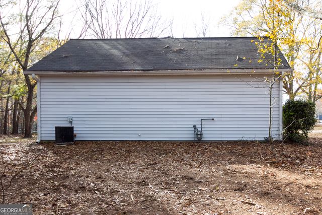 141 Brownsmill Drive, Grayson, GA 30017