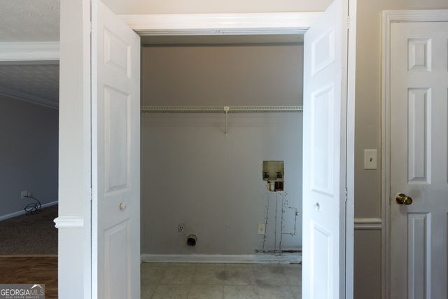 141 Brownsmill Drive, Grayson, GA 30017