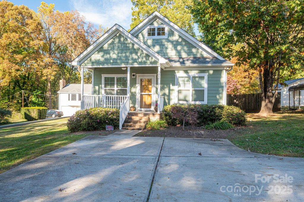 511 Julia Avenue, Belmont, NC 28012
