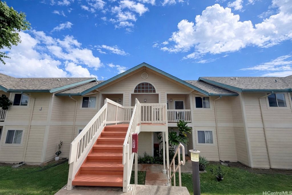 92-1179 Palahia Street J203, Kapolei, HI 96707