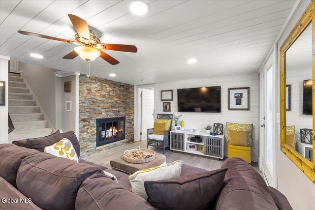 278 Cleverdale Road, Queensbury, NY 12804