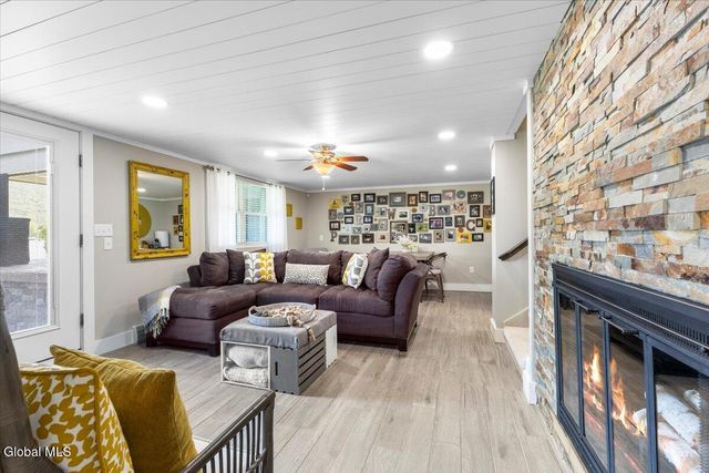 278 Cleverdale Road, Queensbury, NY 12804