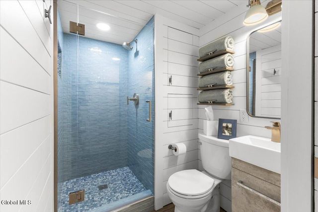 278 Cleverdale Road, Queensbury, NY 12804