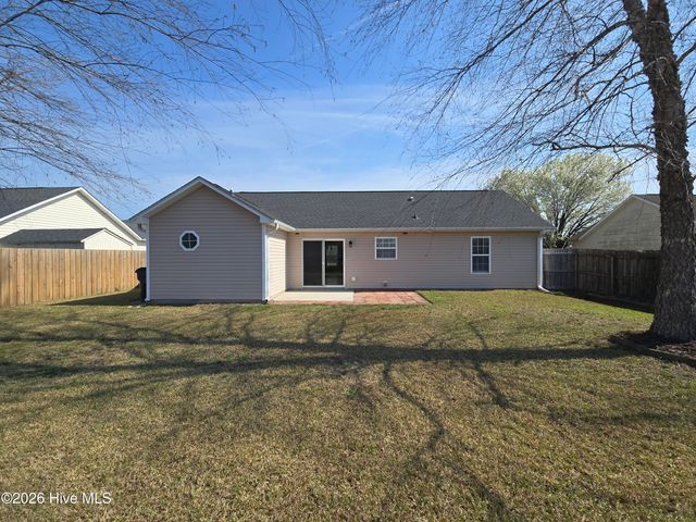 9497 Huckabee Drive NE, Leland, NC 28451