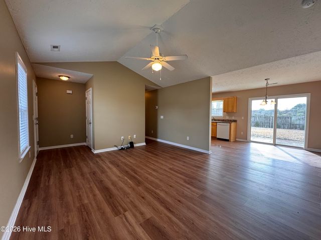 9497 Huckabee Drive NE, Leland, NC 28451