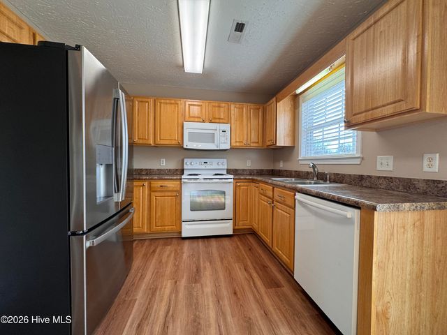 9497 Huckabee Drive NE, Leland, NC 28451