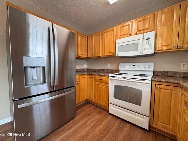 9497 Huckabee Drive NE, Leland, NC 28451