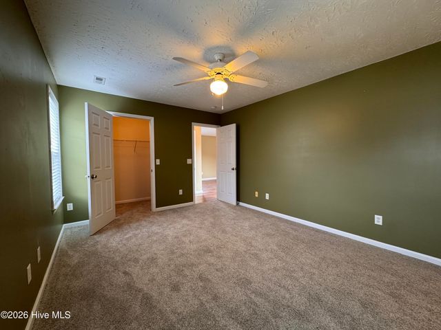 9497 Huckabee Drive NE, Leland, NC 28451