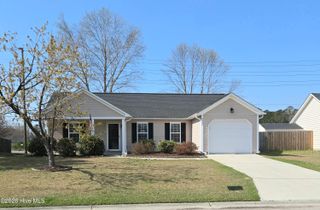 9497 Huckabee Drive NE, Leland, NC 28451