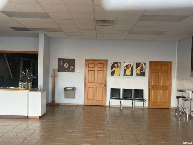 1548 52ND Avenue, Moline, IL 61265