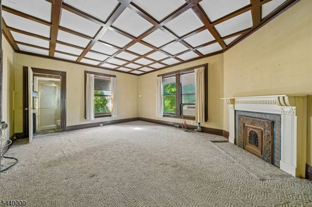 279 Scotland Rd, South Orange Village Twp., NJ 07079