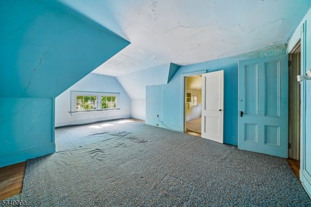 279 Scotland Rd, South Orange Village Twp., NJ 07079