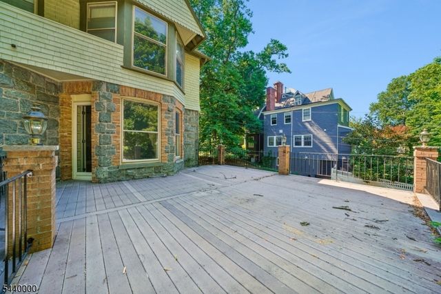 279 Scotland Rd, South Orange Village Twp., NJ 07079