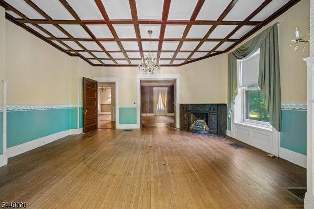 279 Scotland Rd, South Orange Village Twp., NJ 07079