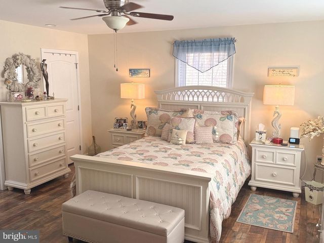 1157 GRANNY SMITH RD, Linden, VA 22642