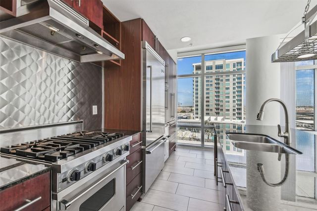 1208 E KENNEDY BOULEVARD 1115, Tampa, FL 33602