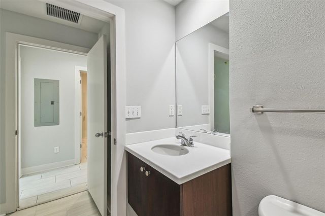 1208 E KENNEDY BOULEVARD 1115, Tampa, FL 33602