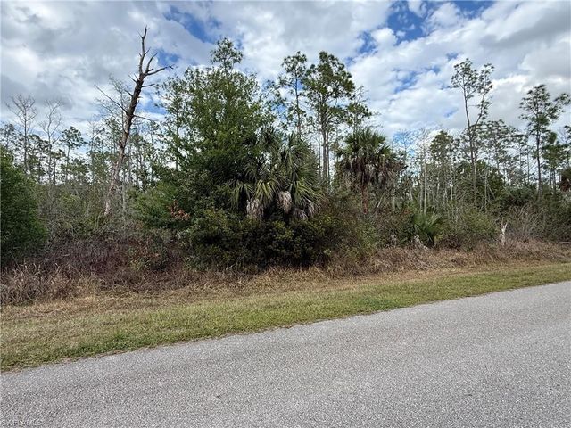 4671 2nd AVE SE, Naples, FL 34117