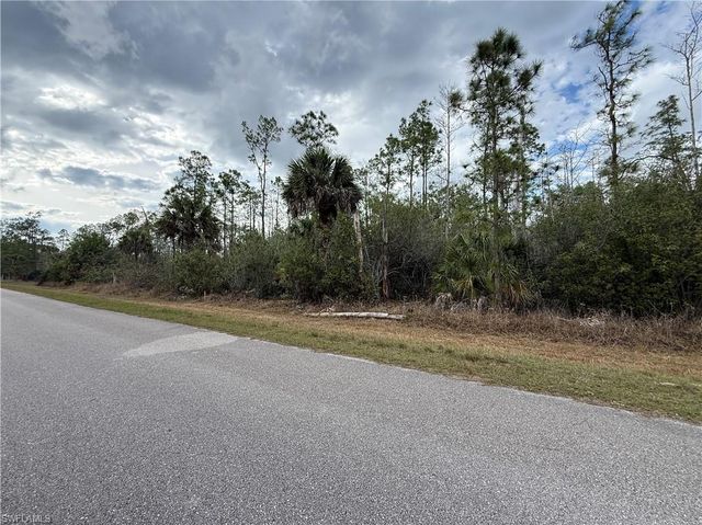 4671 2nd AVE SE, Naples, FL 34117