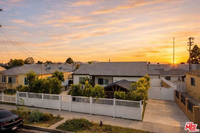 10554 Lanark Street, Sun Valley, CA 91352