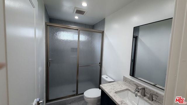 10554 Lanark Street, Sun Valley, CA 91352