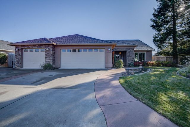 4105 Winter Green Court, Redding, CA 96001