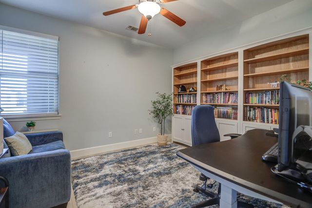 4105 Winter Green Court, Redding, CA 96001