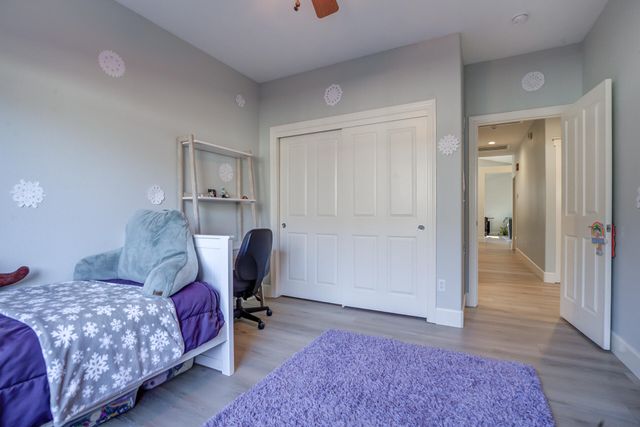 4105 Winter Green Court, Redding, CA 96001