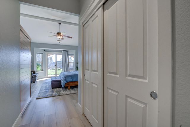 4105 Winter Green Court, Redding, CA 96001