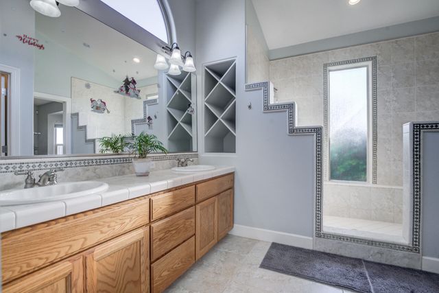 4105 Winter Green Court, Redding, CA 96001