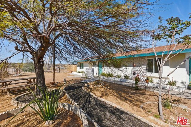 6391 Ruth Drive, Yucca Valley, CA 92284