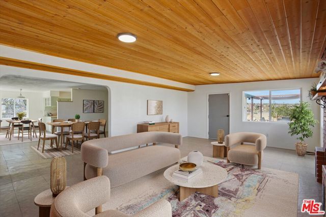 6391 Ruth Drive, Yucca Valley, CA 92284