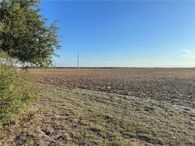 346 CR 352, Rosebud, TX 76661