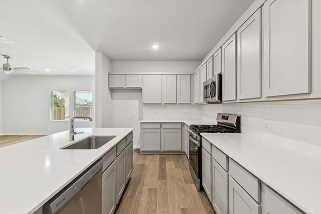 817 Summer Sun Lane, Princeton, TX 75407