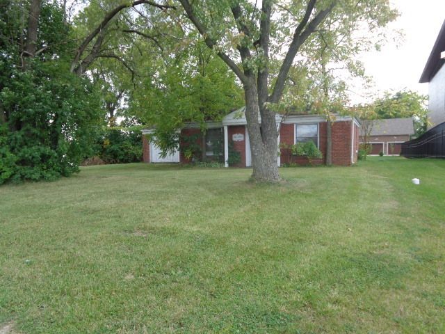 8901 W 95th Street, Palos Hills, IL 60465