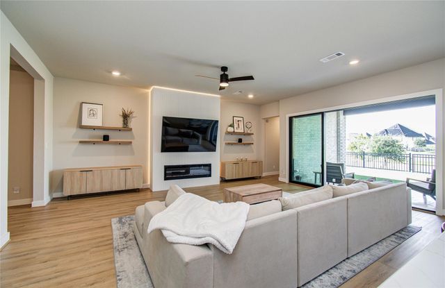 2127 Berry Trace Court, Manvel, TX 77578