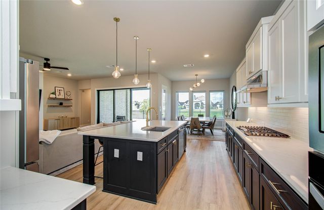 2127 Berry Trace Court, Manvel, TX 77578