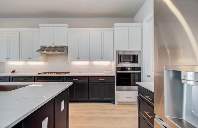 2127 Berry Trace Court, Manvel, TX 77578