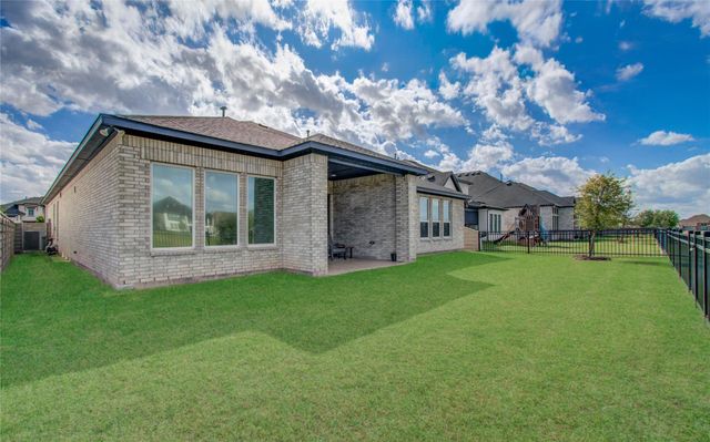 2127 Berry Trace Court, Manvel, TX 77578