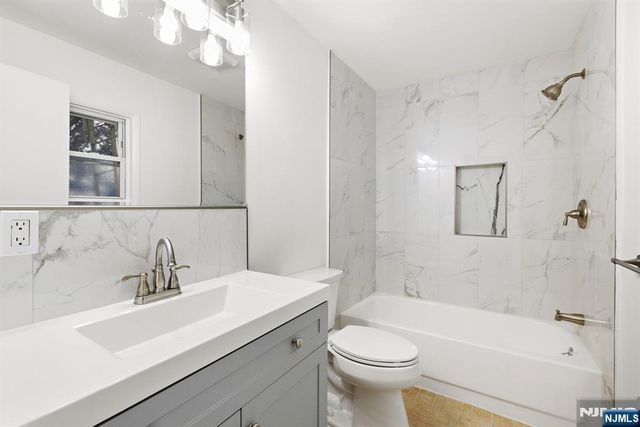 137 Devon Street, Kearny, NJ 07032