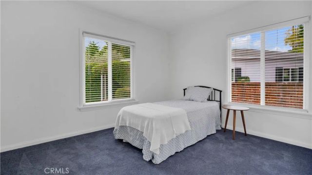 10207 Camarillo Street, Toluca Lake, CA 91602