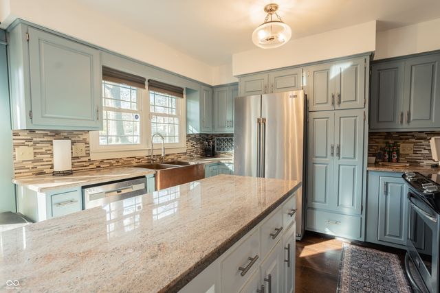 45 Spring Valley Drive, Anderson, IN 46011