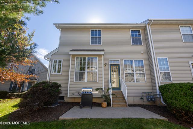 39 Puchala Drive 168, Parlin, NJ 08859