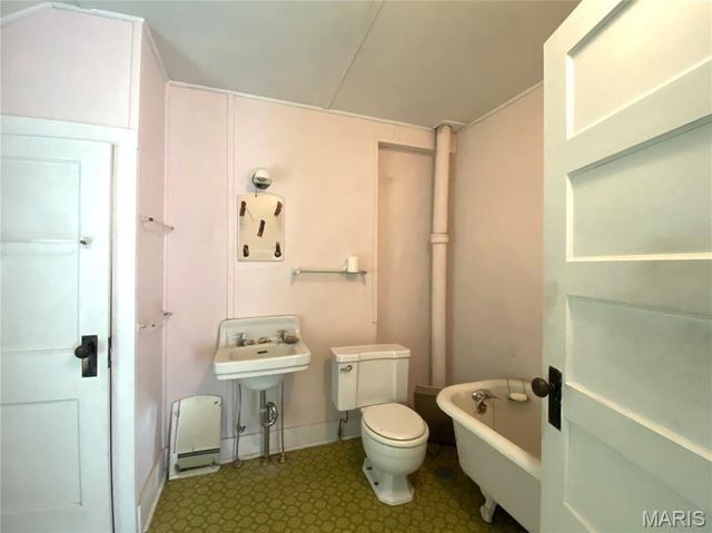 405 W 18th Street, Hermann, MO 65041