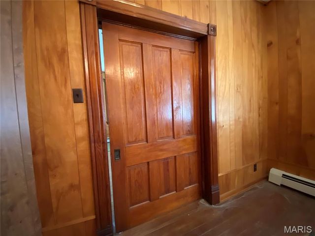 405 W 18th Street, Hermann, MO 65041