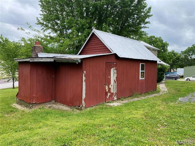 405 W 18th Street, Hermann, MO 65041