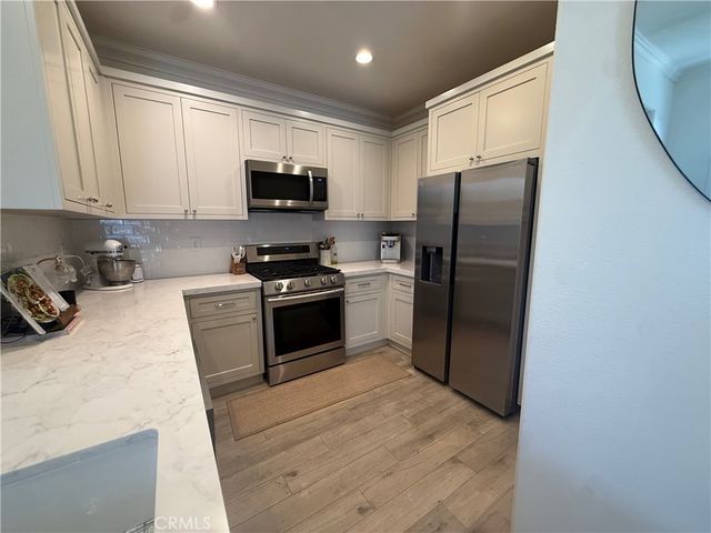 7881 E Horizon View, Anaheim, CA 92808